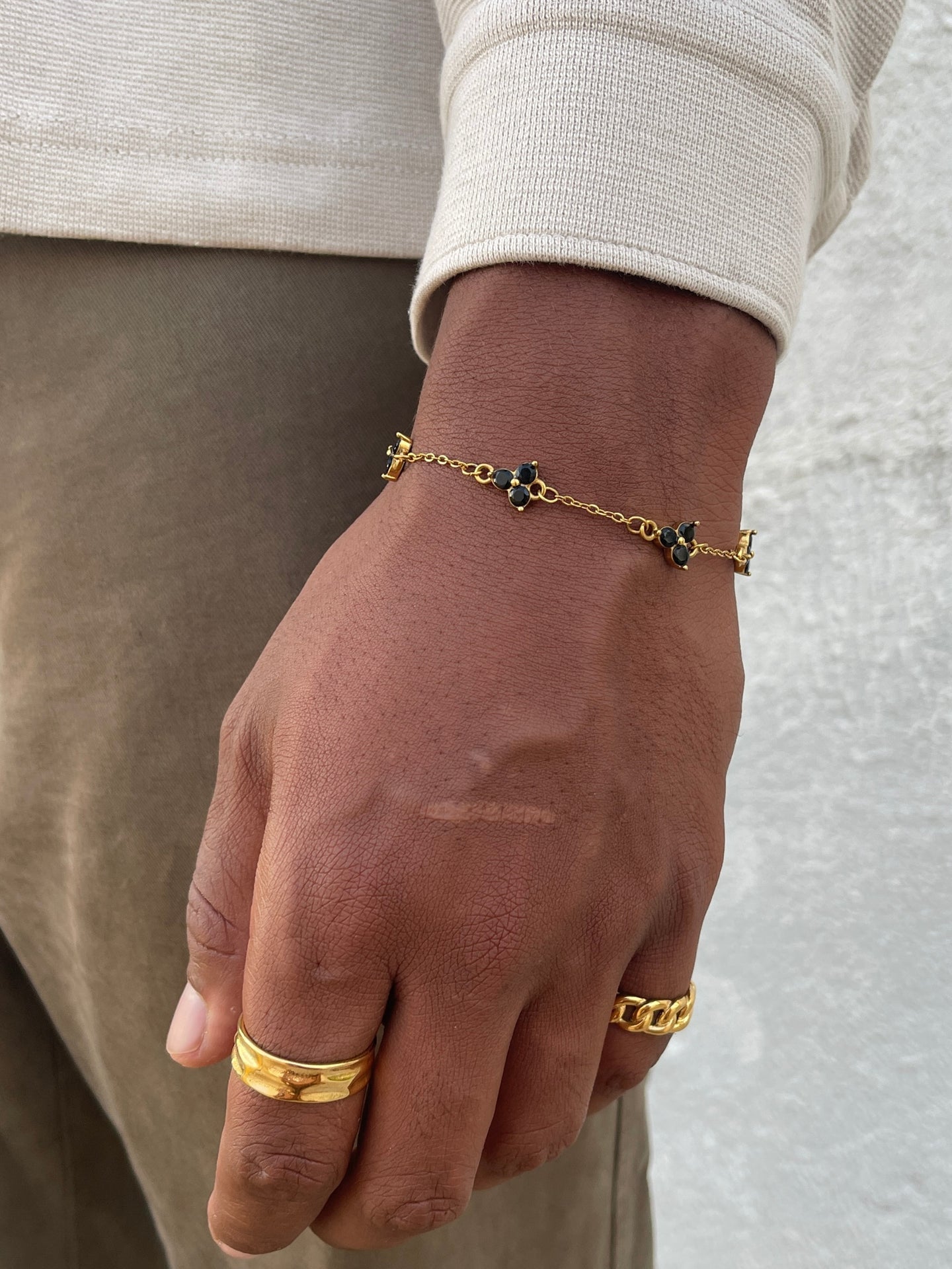 Pulseira Trevo Midnight Gold